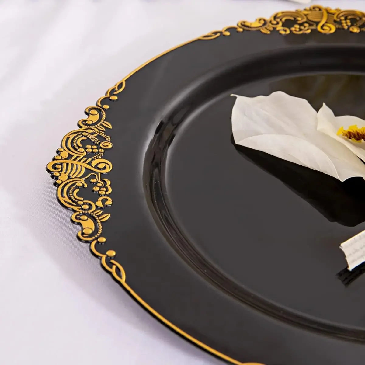 XMSJH Plastic Dinner Plates 100 Pack for Weddings Parties