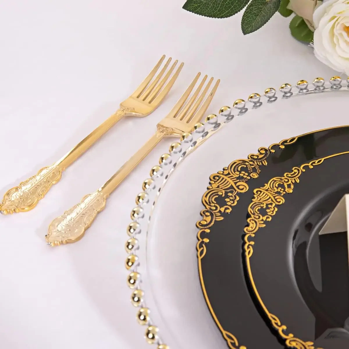 XMSJH Plastic Dinner Plates 100 Pack for Weddings Parties